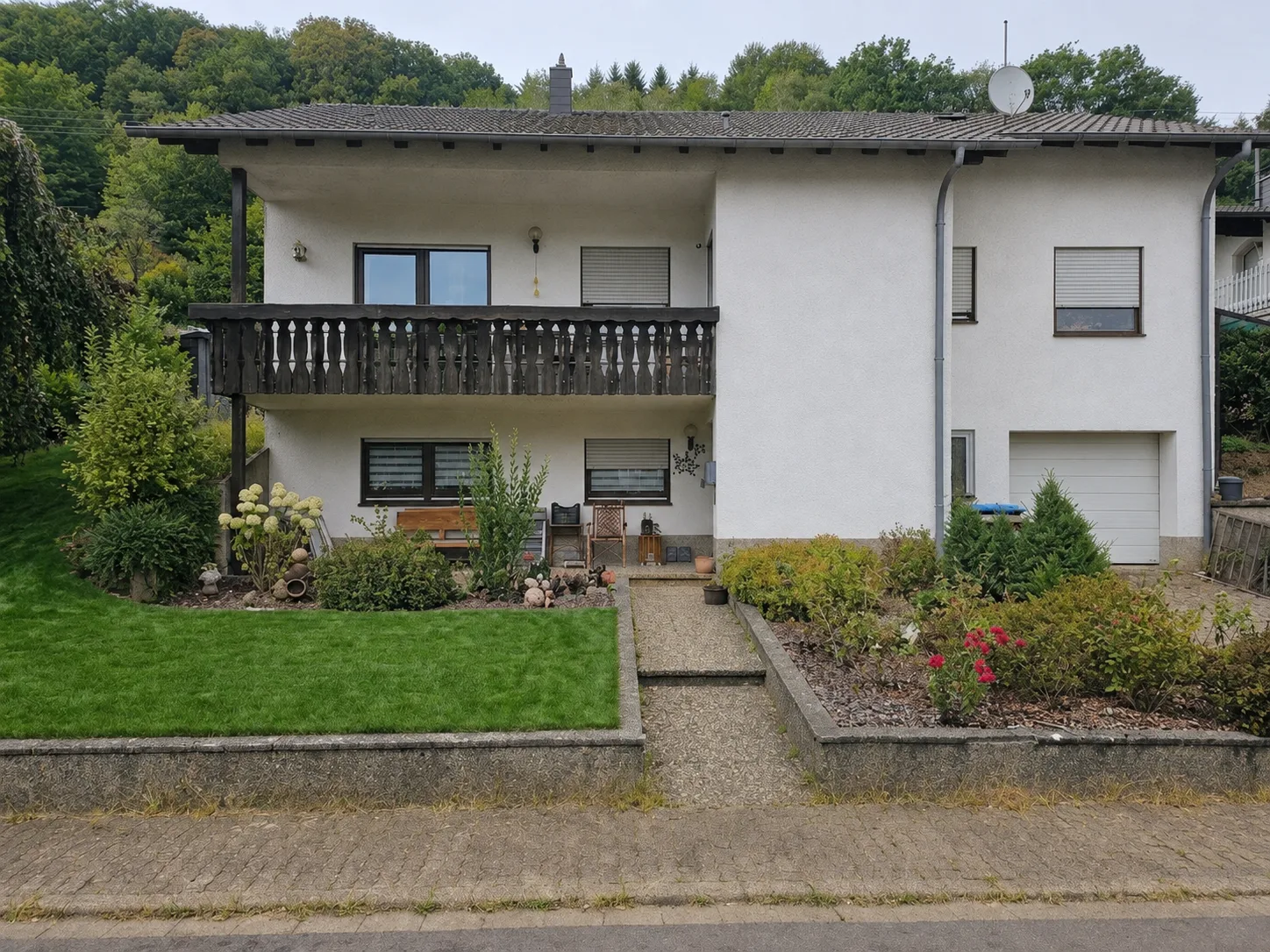 Einfamilienhaus in ruhiger Lage in Mettlach - Bethingen 15 Min. zur Grenze Luxemburg